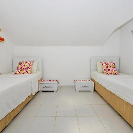 Reyonu - Mimoza Fethiye